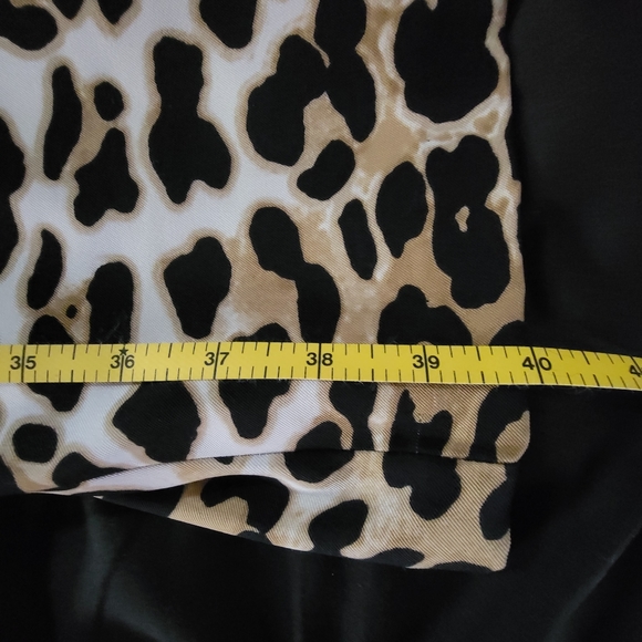 Animal Print Dress fully lined midi length dress size 12 w/pleats at the waist - Picture 6 of 6